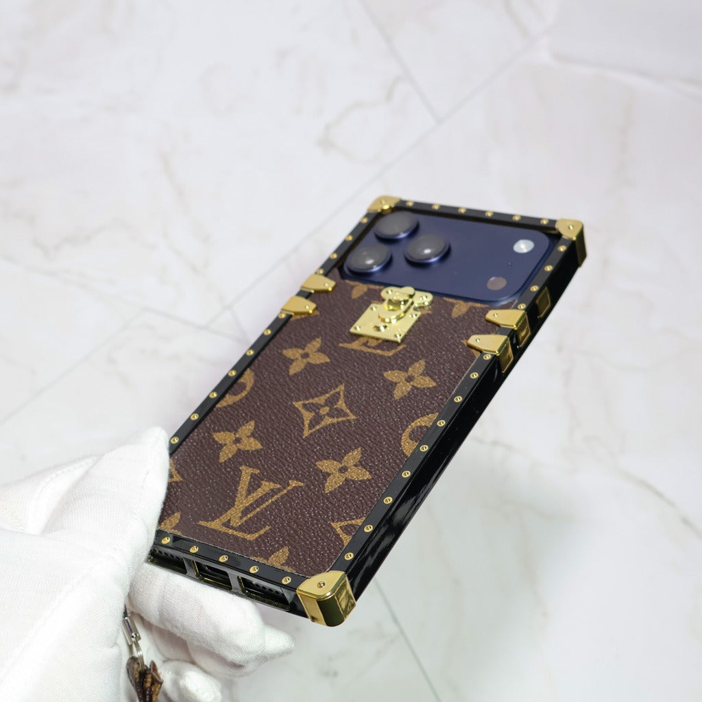 Trunk Style iPhone Case for 14-17 / Pro / Pro Max / Plus / Air