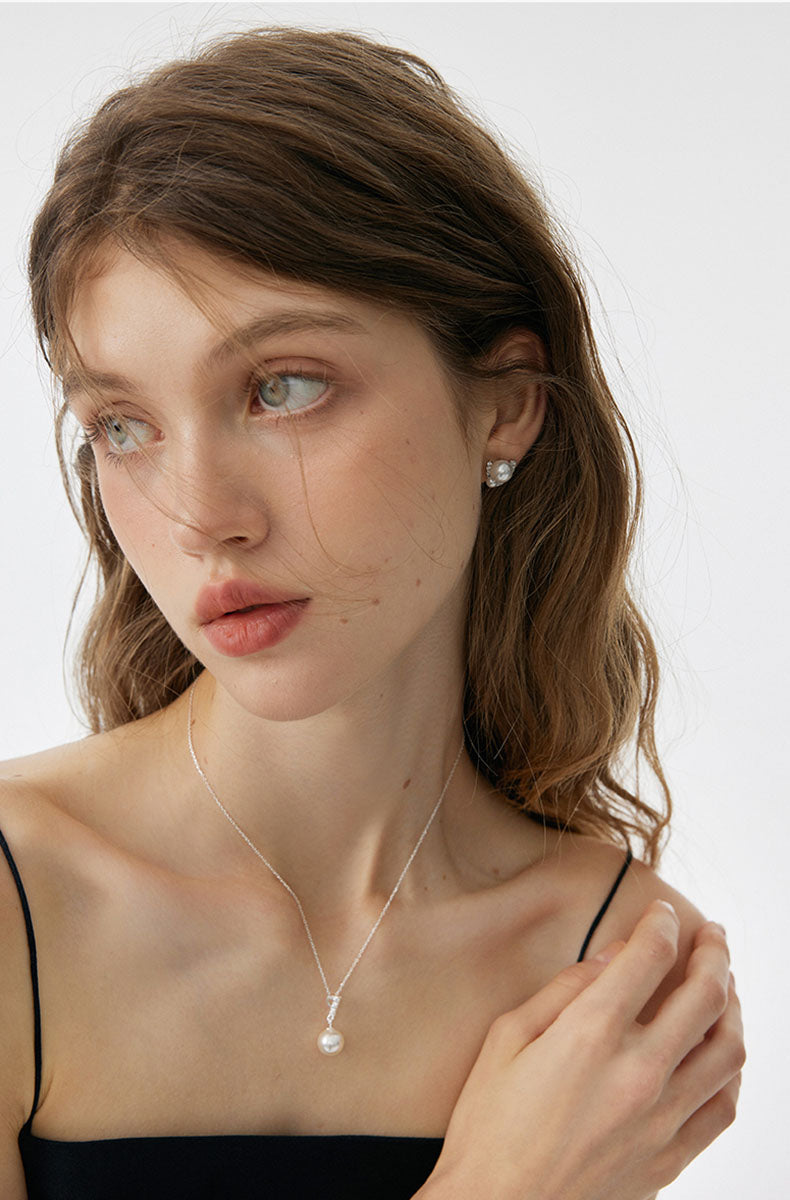 Minimalist Pearl Zircon Earrings