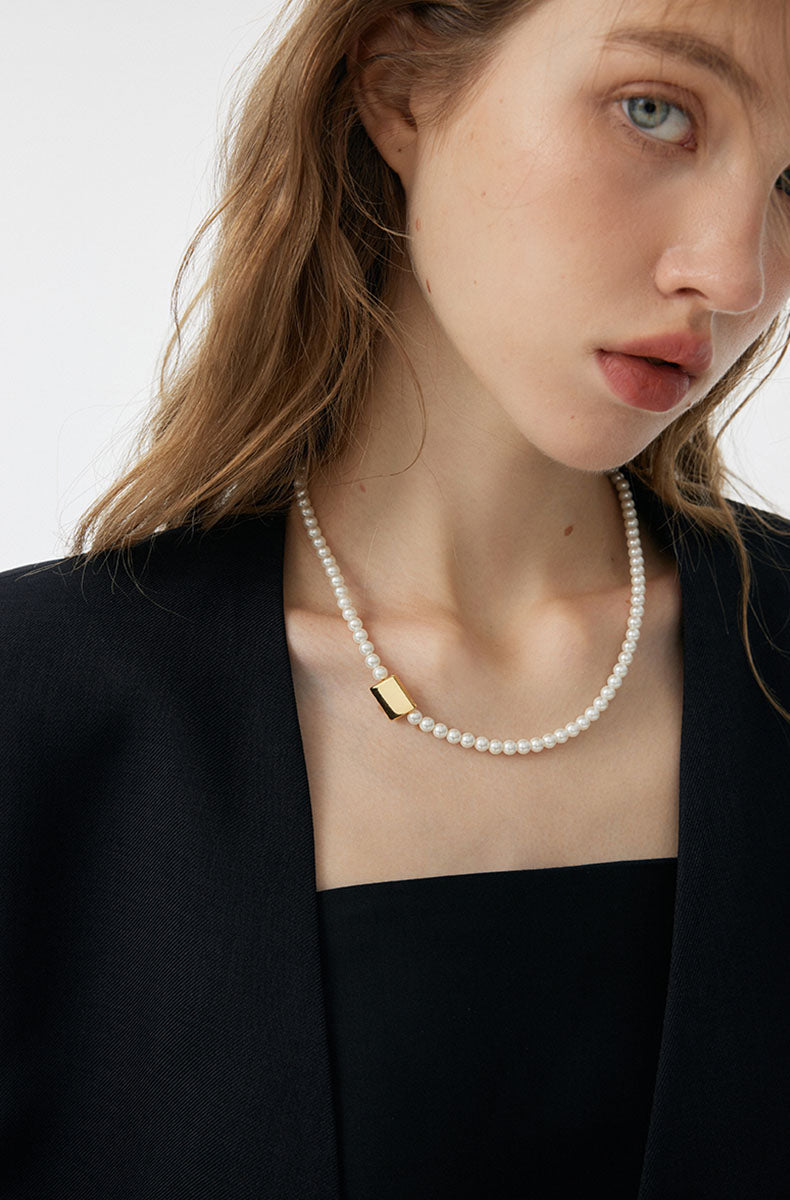 Classic Vintage Pearl Necklace