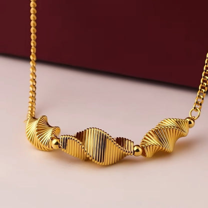 Simple Twisted Chain Necklace