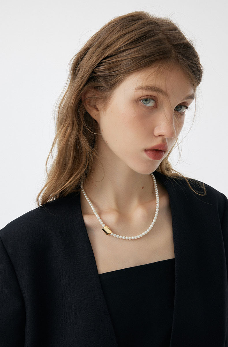 Classic Vintage Pearl Necklace