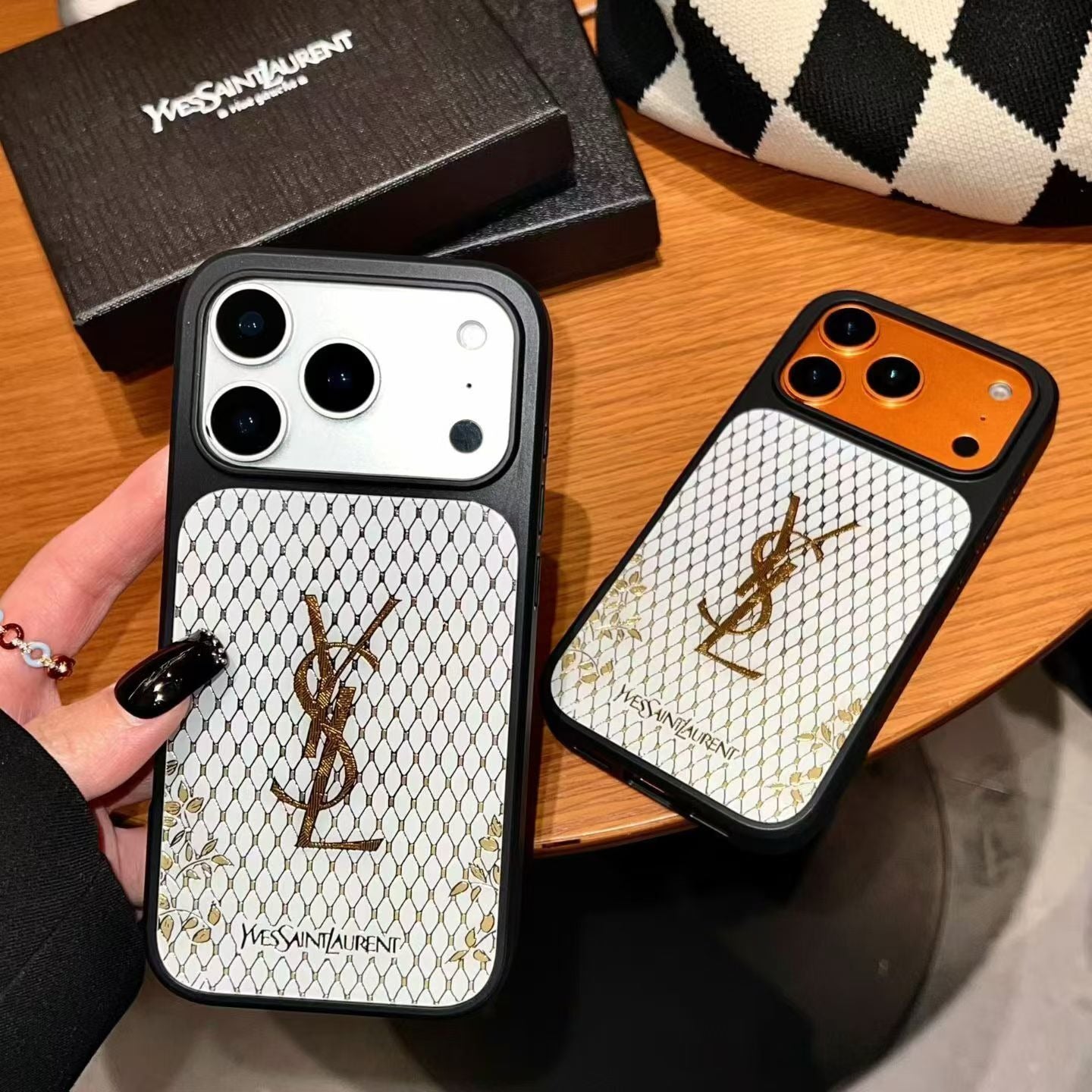 Phone Case Gilded Style for iPhone 14-17 / Pro / Pro Max