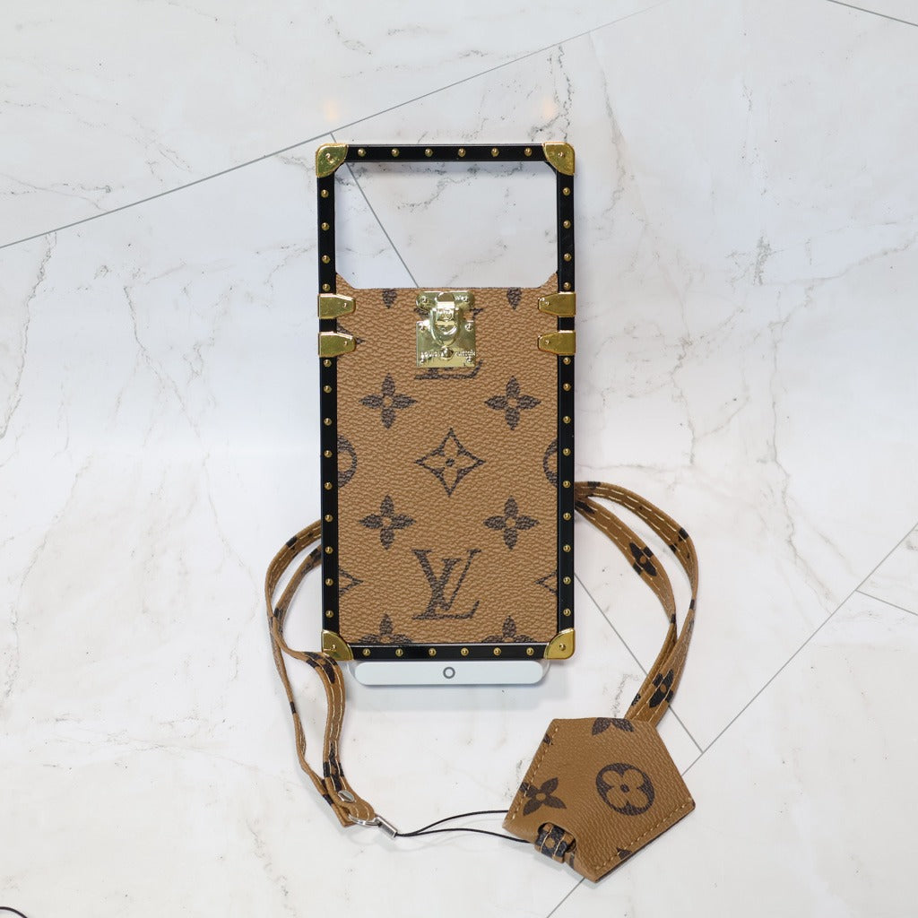 Trunk Style iPhone Case for 14-17 / Pro / Pro Max / Plus / Air