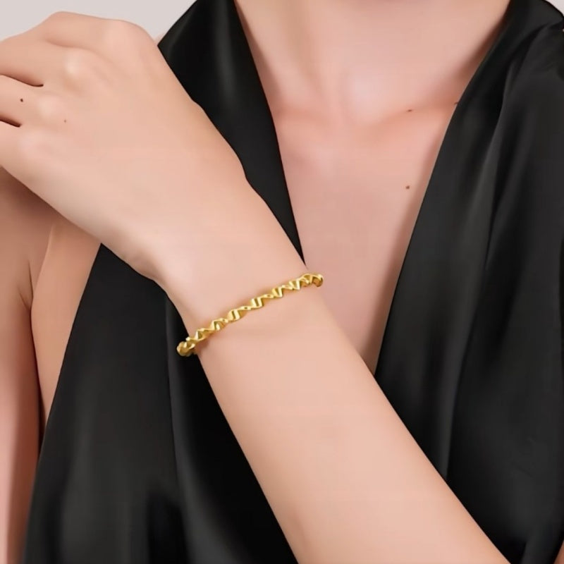 Simple Twisted Bracelet