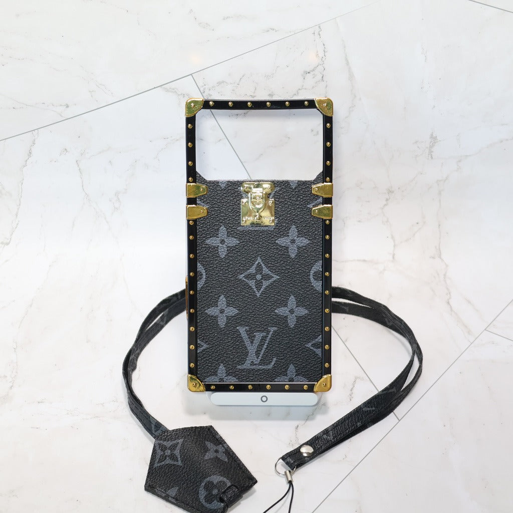 Trunk Style iPhone Case for 14-17 / Pro / Pro Max / Plus / Air