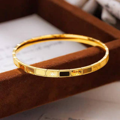 Simple Geometric Bangle