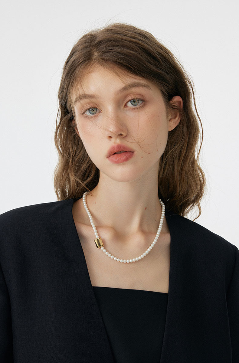 Classic Vintage Pearl Necklace